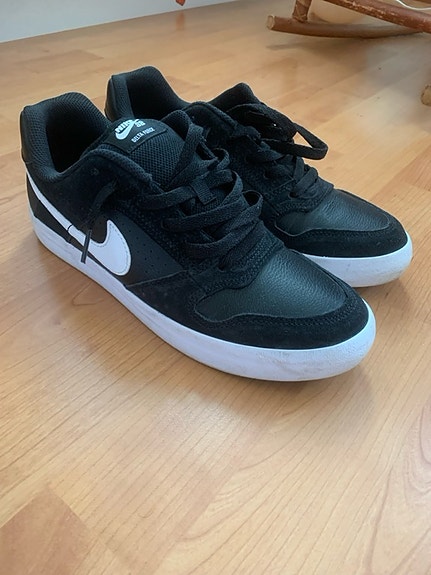 Nike tennarit 42