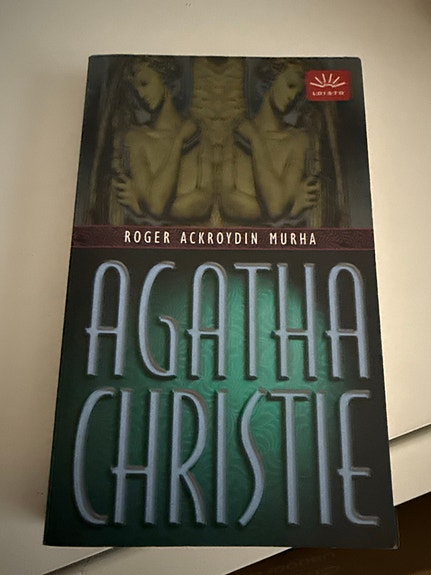 Agatha Christie - Roger Ackroydin murha (suomenkielinen)