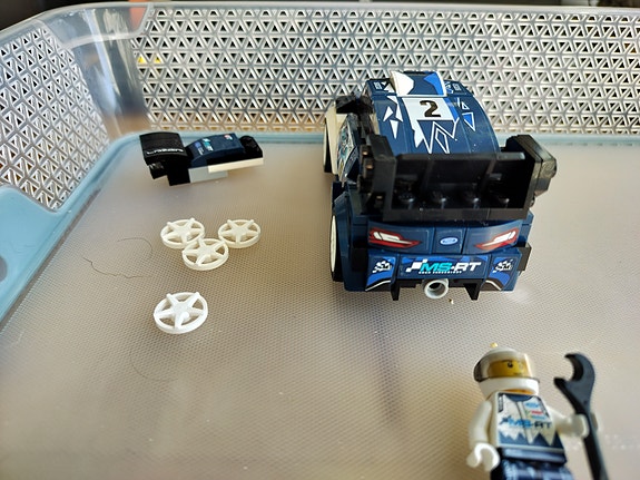 Product image 2 of 3