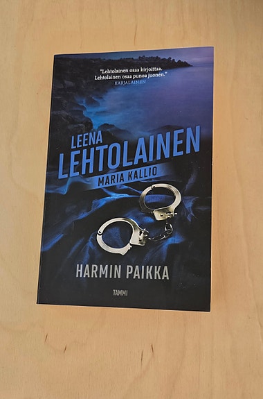 Leena Lehtolainen, Harmin paikka