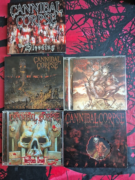 Cannibal Corpse death metal CD-levyt