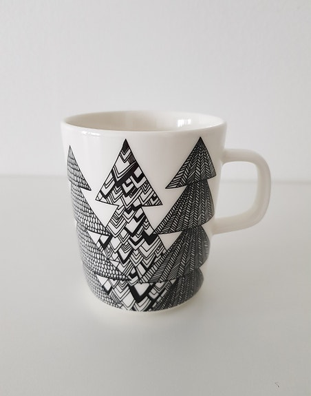 Marimekko Kuusikossa mukit