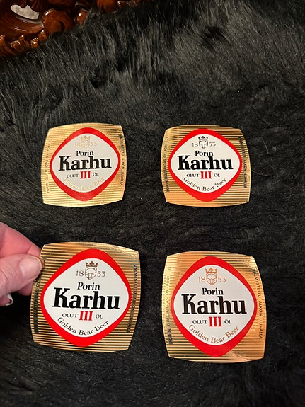 Porin Karhu Olut III Golden Bear Beer -etiketit 4kpl (käyttämätön)