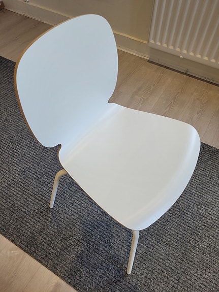 Ikea tuolit, Svenbertil