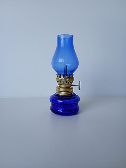 Pieni sininen lasi-öljylamppu (10 cm)