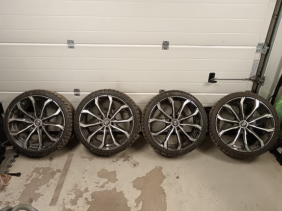 BMW:n MSW 19" (Design by OZ) VANTEET NASTARENKAILLA