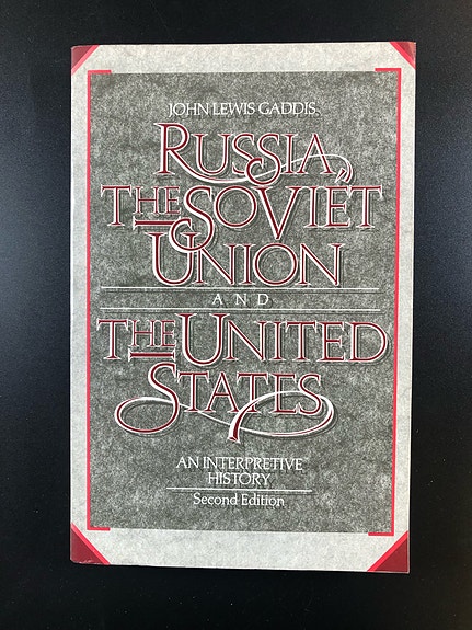 Russia, The Soviet Union and The United States an Interpretive History (English)