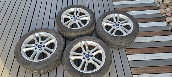 Ford vanteet kesärenkailla