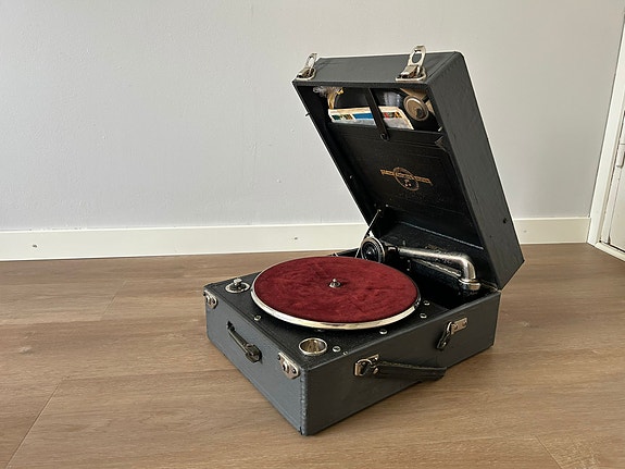 Product image 3 of 6