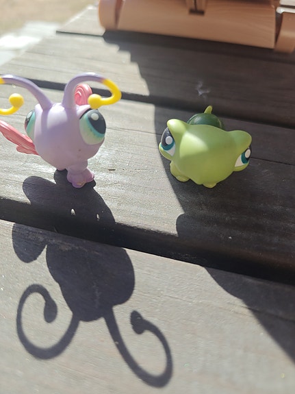 Littlest Pet Shop figuurit perhonen ja kilpikonna