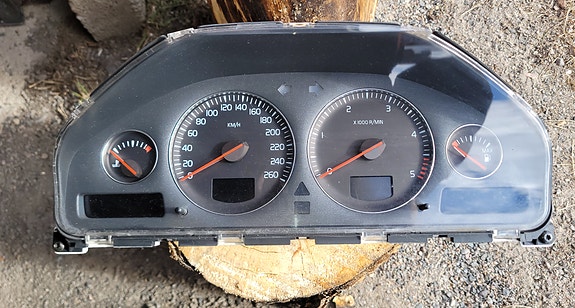 Volvo mittaristo diesel/automaatti
