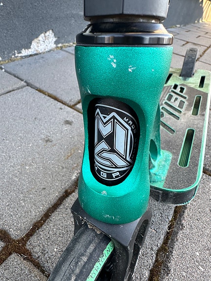 Product image 3 of 9