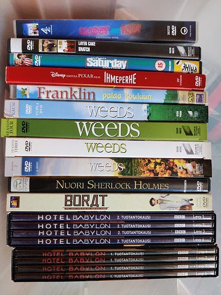 Hotel Babylon, Weeds, Borat, Nuori Sherlock Holmes, Franklin DVD-Levyt