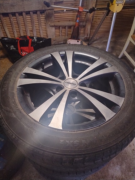 kesärenkaat 5x112 16"Volkswagen
