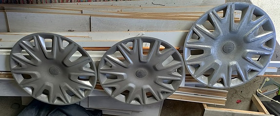 Ford pölykapselit 16" 3kpl