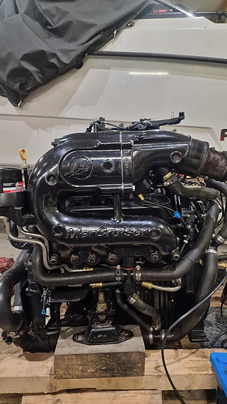 MerCruiser 4.5 v6 250hv venemoottori