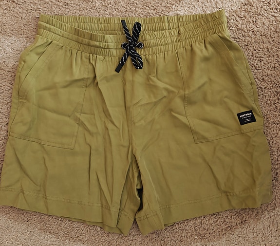 Icepeak shortsit