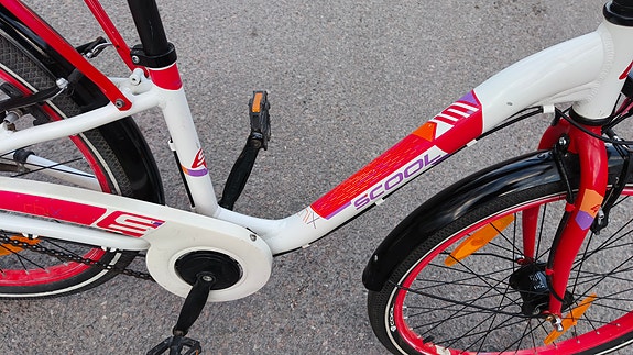 Product image 2 of 8