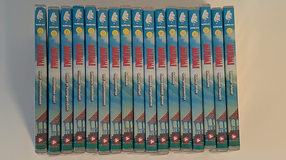Muumi DVD 17 kpl numerot 1-19, paitsi 4 ja 16.
