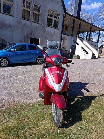 Product image 2 of 8