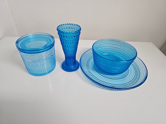 Iittala kastehelmi astiat siniset