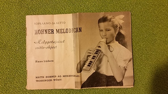 Hohner melodican helppotajuiset soitto-ohjeet Hans Luders