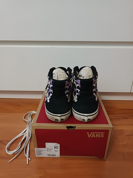 Product image 3 of 9