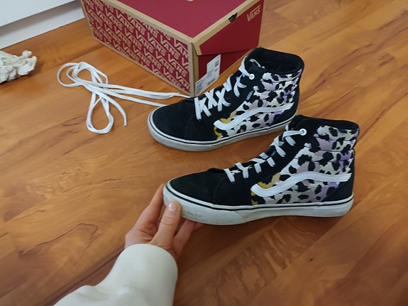 Product image 4 of 9