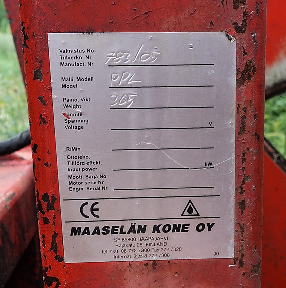 Varmo rehuleikkuri adapterilla