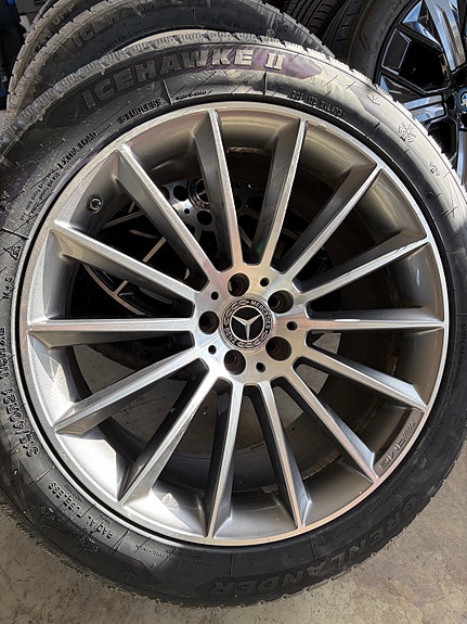 Aidot AMG vanteet 21” - MB GLE - kitkarenkailla