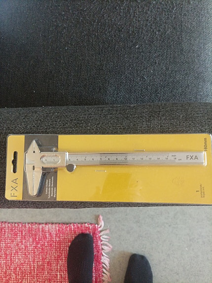 FXA työntömitta metallinen