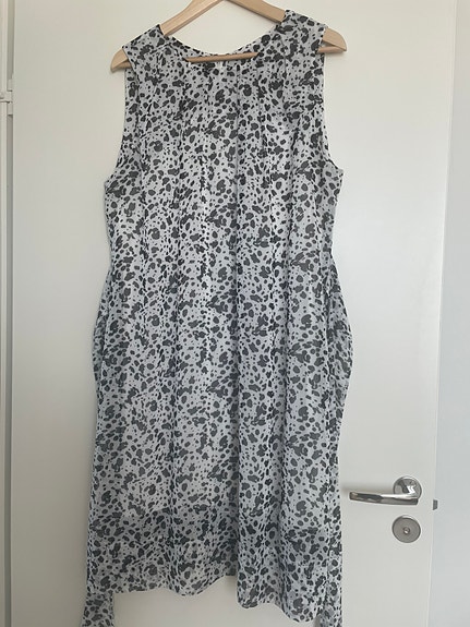 Vuorellinen Sifonki mekko
