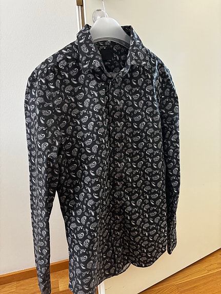 H&M miesten kauluspaita