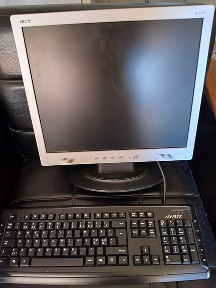 Acer AL 1715 näyttö+näppäimistö