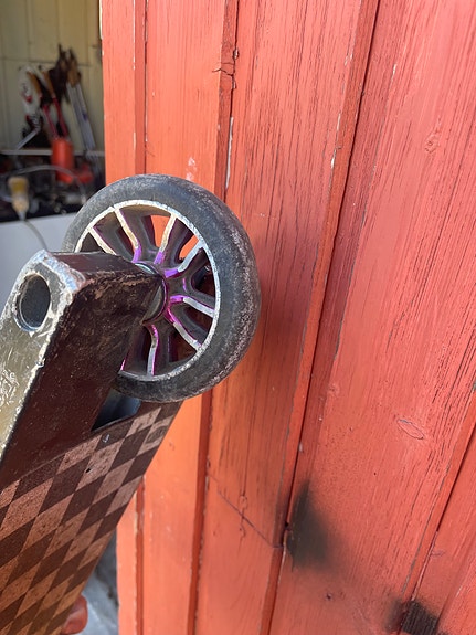 Product image 9 of 9