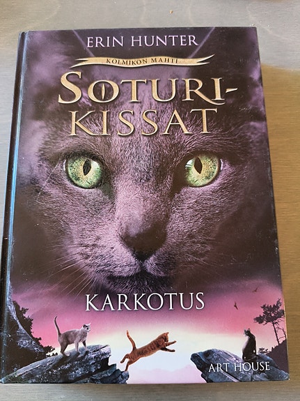 Erin Hunter Soturikissat Karkotus kirja