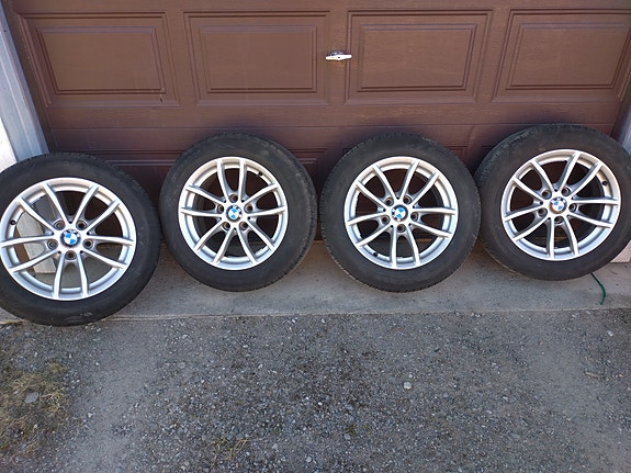 BMW aluvanteet Nokian Wetproof 205/55-16 renkailla