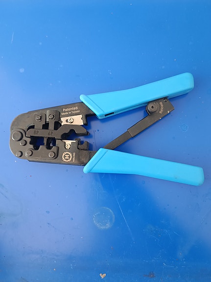 PURISTUSPIHTI RJ11, RJ12, RJ45-LIITTIMILLE