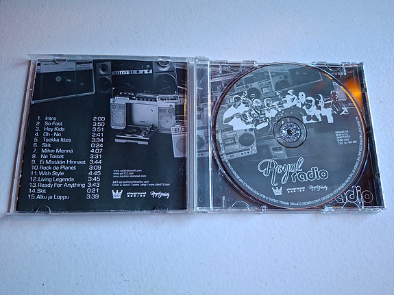 Product image 2 of 4