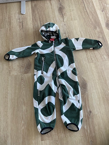 Reima haalari koko 92 kirjava polyesteri unisex