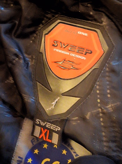 Product image 3 of 6