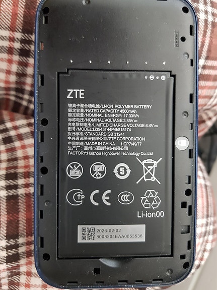 Product image 3 of 3