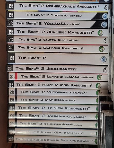 The Sims 2 +lisäosat ja kamasetit