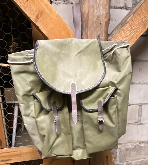 Vintage reppu / armeijahenkinen klassikko