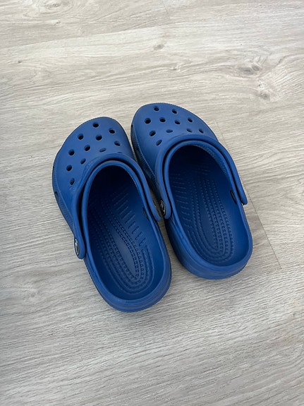 Crocsit, koko M1/W3 (=32-33)