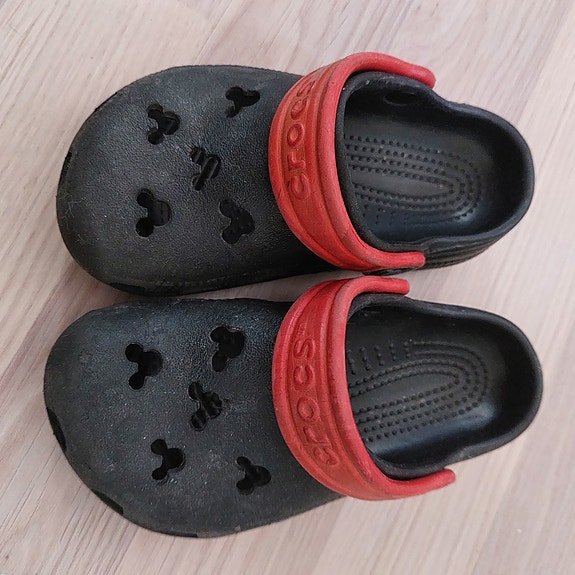Crocsit koko 26 (8-9)