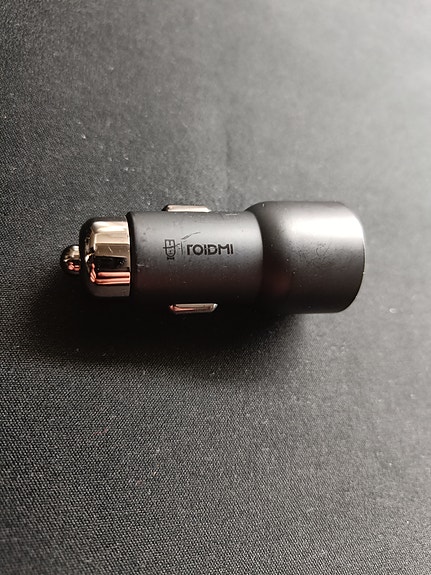 Roidmi Bluetooth -lähetin / usb-laturi