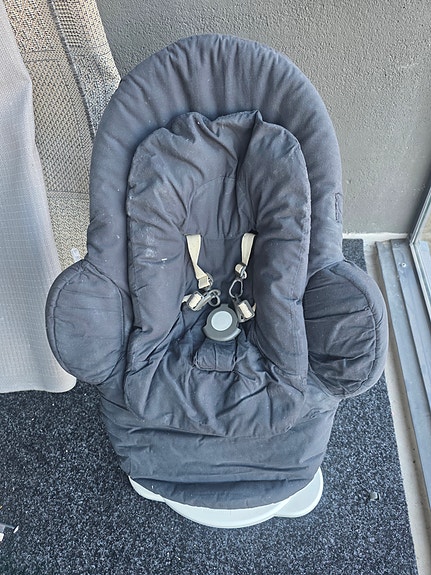 Stokke steps sitteri