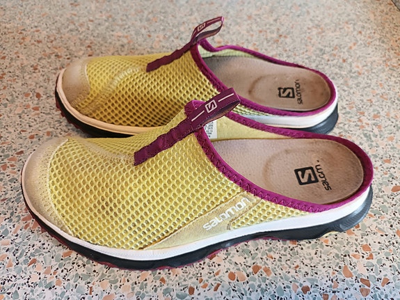 Salomon loafersit ja purjehduskengät koko 39 keltainen
