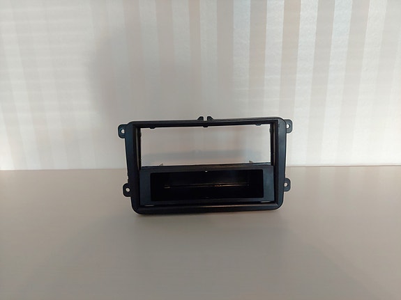 Seat/Skoda/VW 2-DIN soittimen asennuspaneeli